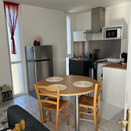 Appartement Chaleureux Pour Un Sejour Confortable Bourg-en-Bresse Bagian luar foto